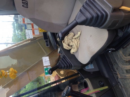 CAT 320D 7000 ชม พร้อมใช้ ปั้มแรง ไฟฟ้าเต็ม CAT 320D 7000 ชม พร้อมใช้ ปั้มแรง ไฟฟ้าเต็ม