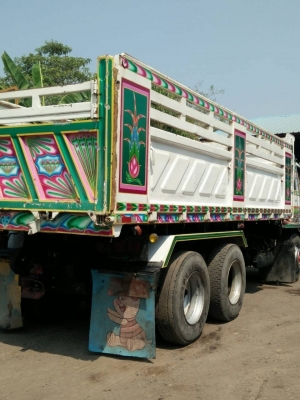 ขายรถห้างแท้เดิมๆปี52เครื่อง260แรง2เพลาดั้มสามมิตรสวยๆราคา1,280,000 ขายรถห้างแท้เดิมๆปี52เครื่อง260แรง2เพลาดั้มสามมิตรสวยๆราคา1,280,000