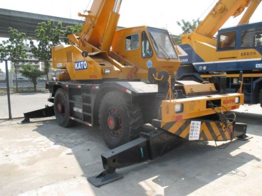 ขายรถเครน KATO รุ่น RK-250 สภาพสวยพร้อมใช้งาน