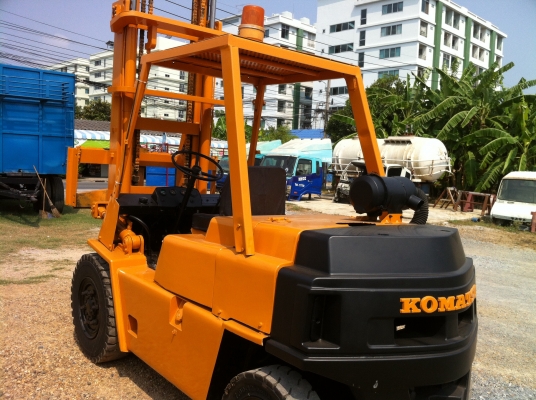 โฟล์คลิฟ 3 ตัน โฟล์คลิฟ 3 ตัน