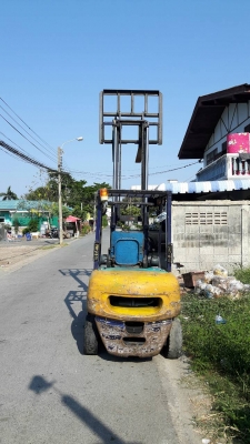 KOMATSU FD25รถสวยสภาพดีพร้อมใช้