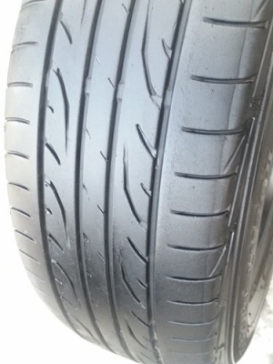 ขายยาง215/60/16 ปี 3713 DUNLOP LM704  4 เส้น  สภาพสวยดอกเยอะมีปะ1เส้นดอกเน้นๆดอกเท่ากันทุกเส้นไม่มีตกข้างตามรูปแน่นอนใช้ต่อได้ยาวๆ  ราคาพร้อม เปลี่ยน ถ่วง  (ส่งต่างจังหวัด)   รัก 0851612347   LINE**ID  rukitsarr        .... https://www.facebook.com/jtg201