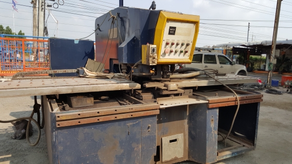 ขายเครื่องพั๊นชิ่งอิตาลี่น้ำหนักทั้งชุด 13 ตันราคา220,000 บาท