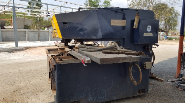 ขายเครื่องพั๊นชิ่งอิตาลี่น้ำหนักทั้งชุด 13 ตันราคา220,000 บาท