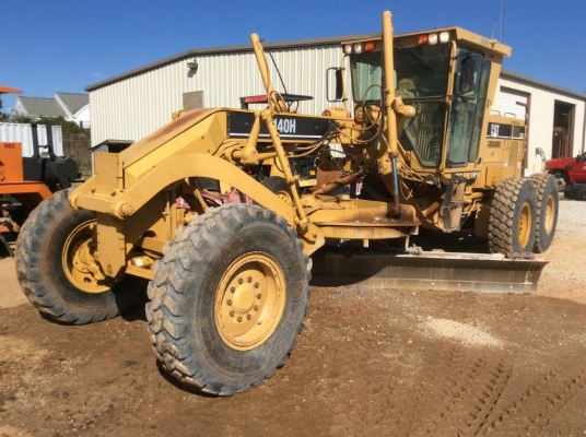 ขาย!!! >> CATERPILLAR 140H << 2ZK02810