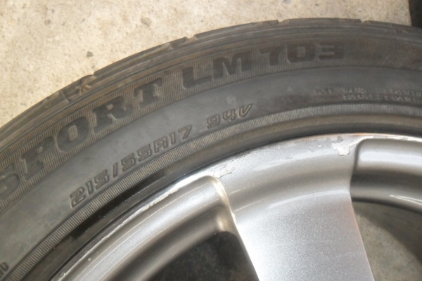 ล้อแม็ก17นิ้ว5รู100/114 พร้อมยาง สวยๆ 4 ล้อ ราคา 7800 บาท