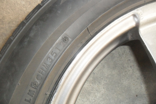 ล้อแม็ก17นิ้ว5รู100/114 พร้อมยาง สวยๆ 4 ล้อ ราคา 7800 บาท