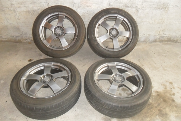 ล้อแม็ก17นิ้ว5รู100/114 พร้อมยาง สวยๆ 4 ล้อ ราคา 7800 บาท