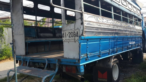 ขาย6ล้อ115แรงอีซูซุNPRเกียร์สั้นเครื่อง4BD1พวงมาลัยเพาเวอร์ยาว5เมตรสภาพดีพร้อมใช้งานครับราคา240000บาท ขาย6ล้อ115แรงอีซูซุNPRเกียร์สั้นเครื่อง4BD1พวงมาลัยเพาเวอร์ยาว5เมตรสภาพดีพร้อมใช้งานครับราคา240000บาท