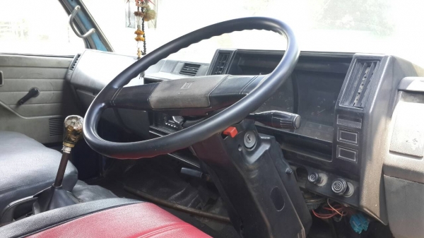 ขาย6ล้อ115แรงอีซูซุNPRเกียร์สั้นเครื่อง4BD1พวงมาลัยเพาเวอร์ยาว5เมตรสภาพดีพร้อมใช้งานครับราคา240000บาท ขาย6ล้อ115แรงอีซูซุNPRเกียร์สั้นเครื่อง4BD1พวงมาลัยเพาเวอร์ยาว5เมตรสภาพดีพร้อมใช้งานครับราคา240000บาท