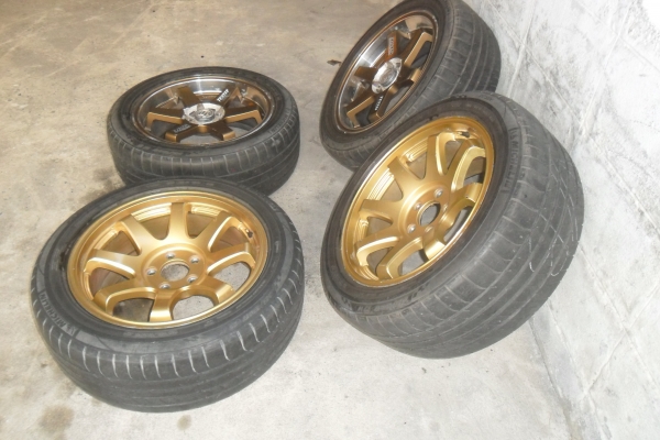 ล้อแม็ก17นิ้ว5รุ114 พร้อมยาง สวยๆ 4 ล้อ ราคา 6700 บาท