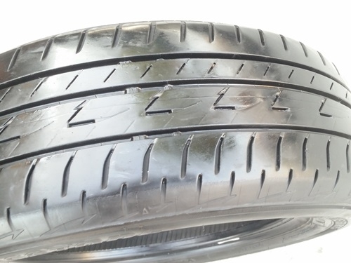 ขายยาง185/60/15 ปี 15/2เส้น+14/2เส้นBRIDGESTONE  EP200 4 เส้น