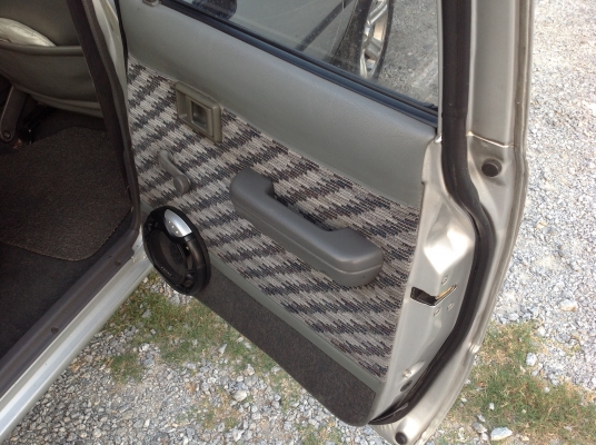 โตโยต้า ไมตี้เอ๊ก 4 ประตู รถข้าราชการกองทับอากาศ