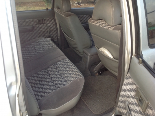 โตโยต้า ไมตี้เอ๊ก 4 ประตู รถข้าราชการกองทับอากาศ