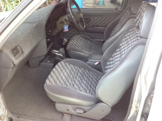 โตโยต้า ไมตี้เอ๊ก 4 ประตู รถข้าราชการกองทับอากาศ