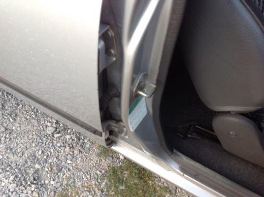 โตโยต้า ไมตี้เอ๊ก 4 ประตู รถข้าราชการกองทับอากาศ