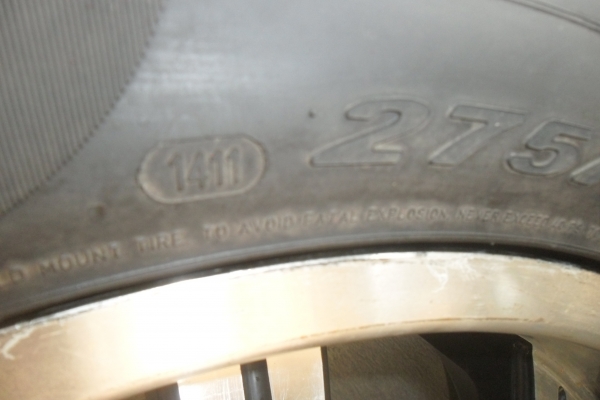 ล้อแม็ก20นิ้ว6รู พร้อมยาง สวยๆ 4 ล้อ ราคา 9900 บาท ล้อแม็ก20นิ้ว6รู พร้อมยาง สวยๆ 4 ล้อ ราคา 9900 บาท