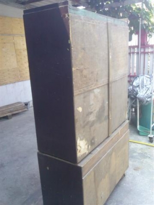 ตู้ไม้สักเก่า ตู้ไม้สักเก่า