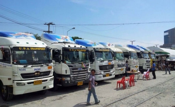 รับขนส่งลากตู้คอนเทนเนอร์ทั่วประเทศ รับขนส่งลากตู้คอนเทนเนอร์ทั่วประเทศ