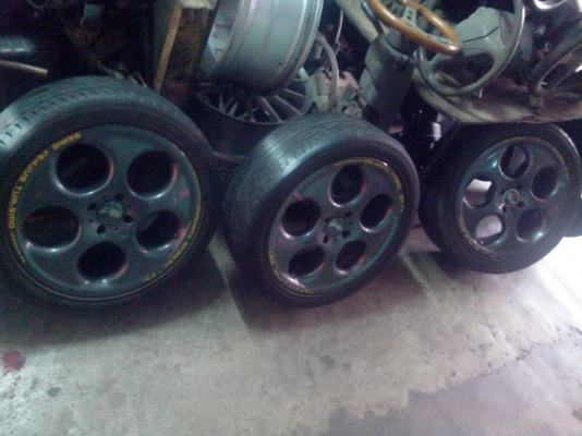 ล้อแม็กซ์ พร้อมยาง 215/45-17