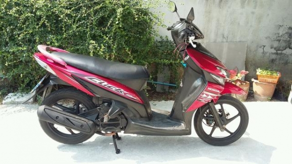 ขาย Honda click Combribreak ตัวท็อป ล้อแม็กแท้ เครื่องเดิมสนิท เฟืองท้ายไม่มีหอน ท่อไม่มีควันแน่นอน ชุดสีเดิมสวยๆเงาๆ  วิ่งน้อย ทะเบียนไม่ขาดต่อ มีเอกสารครบ ประชาชน ชุดโอน รถอยุ่ สรงประภา ดอนเมือง กรุงเทพ เบอ 0891123302 line progress7109 ราคา 14,000 บาท