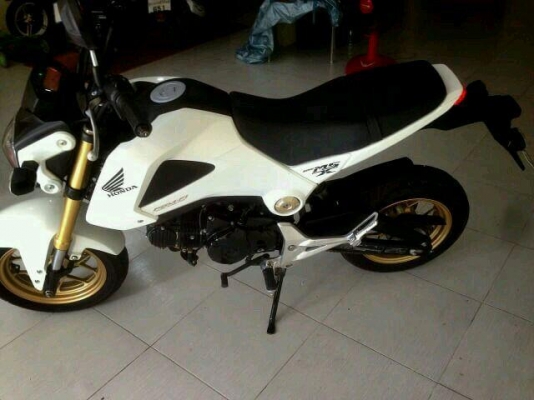 ขาย Honda MSX ปี 57 ล้อแม็กแท้สีทองจากโรงงาน ไมล์ วิ่ง16xx  ทะเบียนสวย ภาษีไม่ขาดต่อ เครื่องเดิมๆปกติ ระบบไฟใช้ได้ทุกอย่าง สต็าร์ทมือเงียบๆ ชุดโอน ใบมอบอำนาจ สำเนาบัตรประชาชนไม่ขาดต่อ รถพร้อมใช้ เติมน้ำมันขี่ได้เลย ราคา 44500 บาท มาดูรถได้ที่ ดอนเมือง กรุ