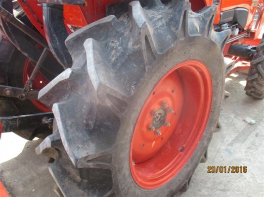 ขายรถไถนา คูโบต้า L4708 SP ใบดันพร้อมโรตารี่ 182F สภาพสวยพร้อมใช้  ชั่วโมงงานน้อย คุ้มค่ากับราคาสุดๆ