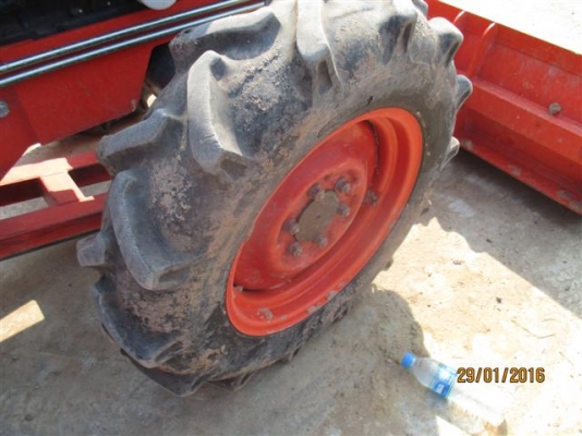 ขายรถไถนา คูโบต้า L4708 SP ใบดันพร้อมโรตารี่ 182F สภาพสวยพร้อมใช้  ชั่วโมงงานน้อย คุ้มค่ากับราคาสุดๆ