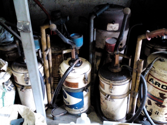 อู่ซ่อมรถเลิกกิจการขายถังน้ำมันเกียร์ถังอัดจารบีมือ2เยอรมัน