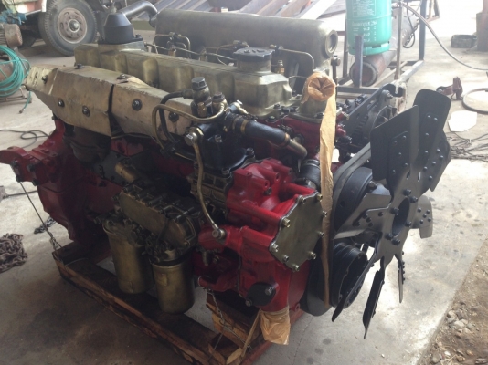 เครื่อง HINO EM100 220 แรงม้า