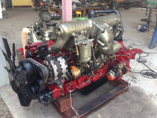 เครื่อง HINO EM100 220 แรงม้า