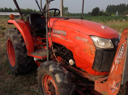 รถแทรกเตอร์คูโบต้า