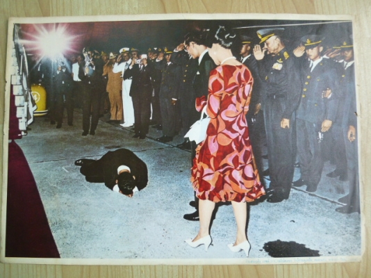 ภาพเก่าในหลวงราชินี เชื้อพระวงศ์(จองแล้ว)