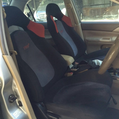 เบาะคู่หน้า ซูบารุอิมพอซ่าร์ แปลงขาใส่ซีเดียได้เลย หรือรุ่นอื่นๆก็ได้ครับตามใจ 7,000บาท 0892095791