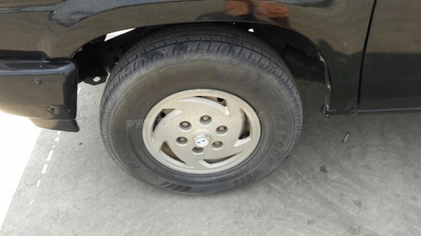 รถกระบะบรรทุก ยี่ห้อ NISSAN กระบะดัมพ์