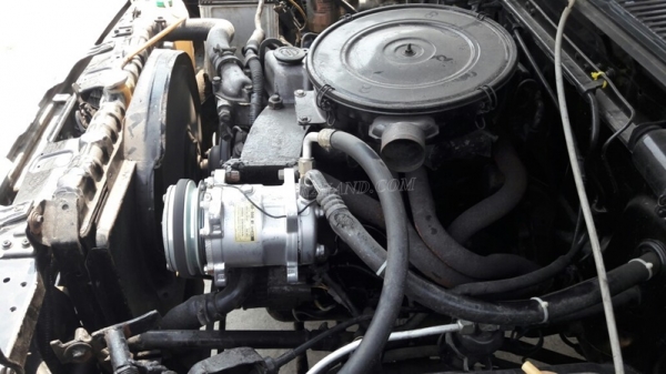 รถกระบะบรรทุก ยี่ห้อ NISSAN กระบะดัมพ์