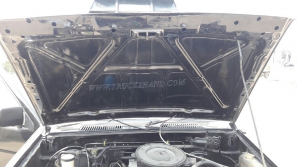 รถกระบะบรรทุก ยี่ห้อ NISSAN กระบะดัมพ์