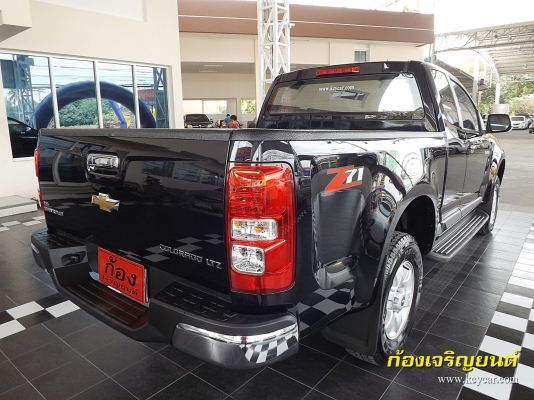 CHEVROLET COLORADO Z71 2.5 CAB ปี 2015