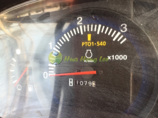 รถไถมือ 2 แจกทองกันถ่วนหน้า