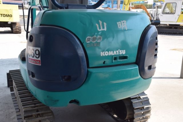 ขายรถแบคโฮ Komatsu PC25R-8 สภาพสวยมาก สนใจติดต่อ  0818617480/Line ID: Prechakong