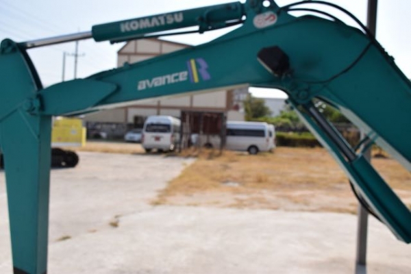 ขายรถแบคโฮ Komatsu PC25R-8 สภาพสวยมาก สนใจติดต่อ  0818617480/Line ID: Prechakong