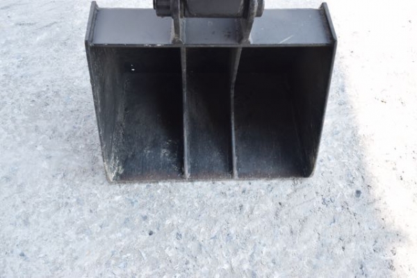 ขายรถแบคโฮ Komatsu PC25R-8 สภาพสวยมาก สนใจติดต่อ  0818617480/Line ID: Prechakong