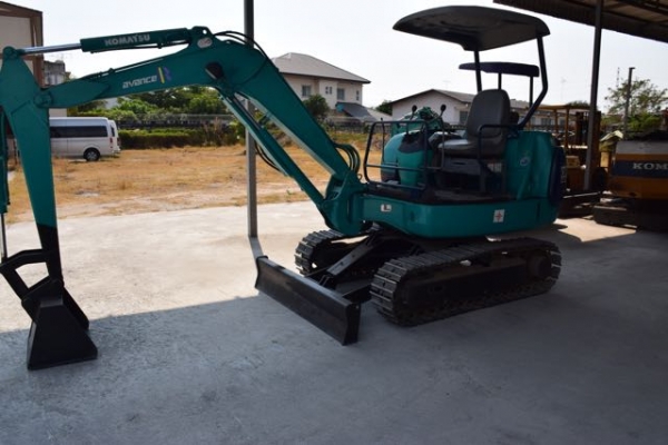 ขายรถแบคโฮ Komatsu PC25R-8 สภาพสวยมาก สนใจติดต่อ  0818617480/Line ID: Prechakong