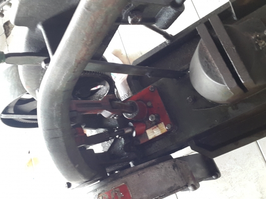 แท่นเลื่อย HERO 16 นิ้ว สภาพสวย เดิมๆ ไม่มีมอเตอร์ 6,500