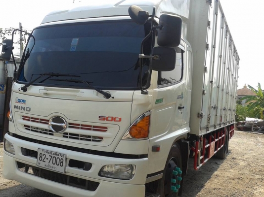 ขายรถ6ล้อตู้แห้ง10บาน HINO FG8JPLA ปี2013 เครื่อง212แรงม้า ตู้ยาว7.30เมตร