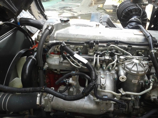 ขายรถ6ล้อตู้แห้ง10บาน HINO FG8JPLA ปี2013 เครื่อง212แรงม้า ตู้ยาว7.30เมตร