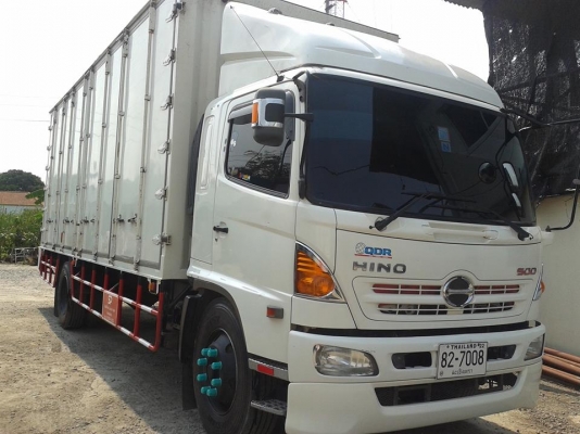 ขายรถ6ล้อตู้แห้ง10บาน HINO FG8JPLA ปี2013 เครื่อง212แรงม้า ตู้ยาว7.30เมตร