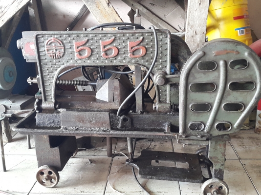 แท่นเลื่อยไต้หวัน 555 ไม่มีมอเตอร์ สภาพสวยๆ เดิมๆ 6,000