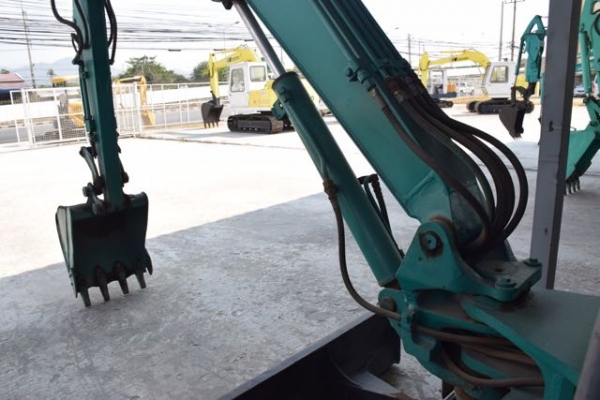 ขายรถแบคโฮ Komatsu PC30-7 สภาพสวยพร้อมใช้ ติดต่อ 0818617480/Line ID: Prechakong