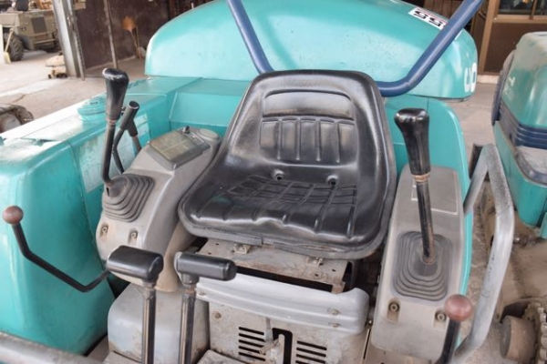 ขายรถแบคโฮ Komatsu PC30-7 สภาพสวยพร้อมใช้ ติดต่อ 0818617480/Line ID: Prechakong